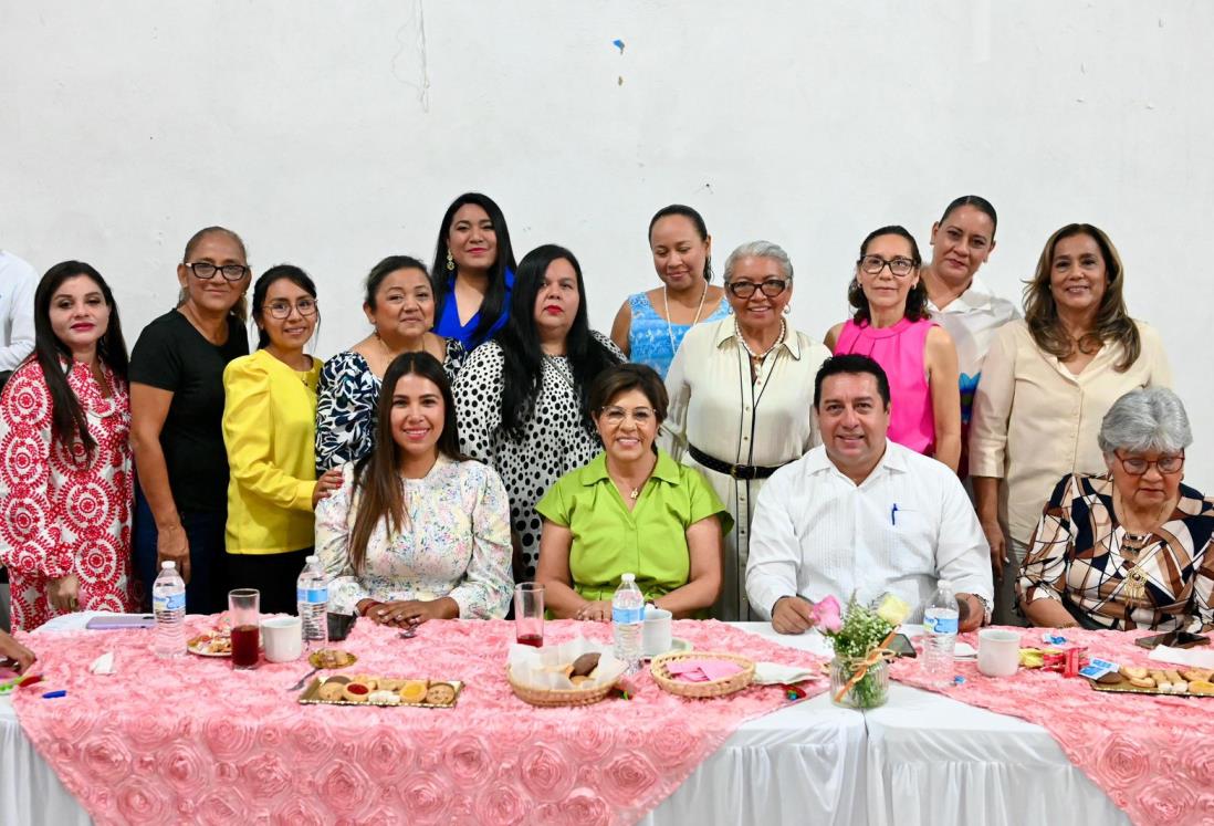 Dignificar escuelas para sembrar el futuro de Veracruz: Rosa María Hernández Espejo