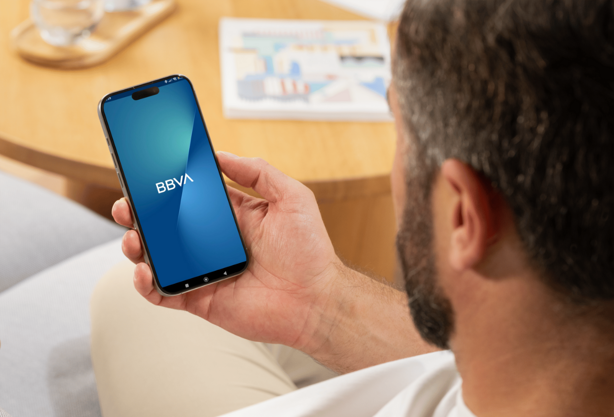 Reportan cierre masivo de cuentas BBVA este 16 de mayo: Así puedes evitarlo