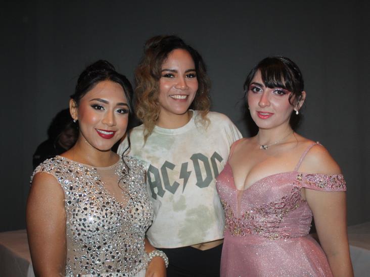 Actores veracruzanos presentan la obra musical ´Entre Walt y los Recuerdos´