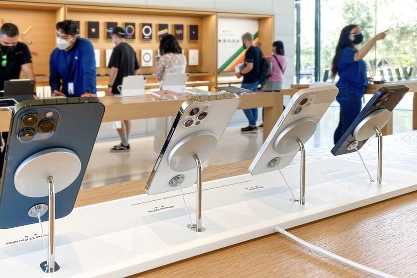 Filtran cómo será el primer iPhone plegable que saldrá en 2027