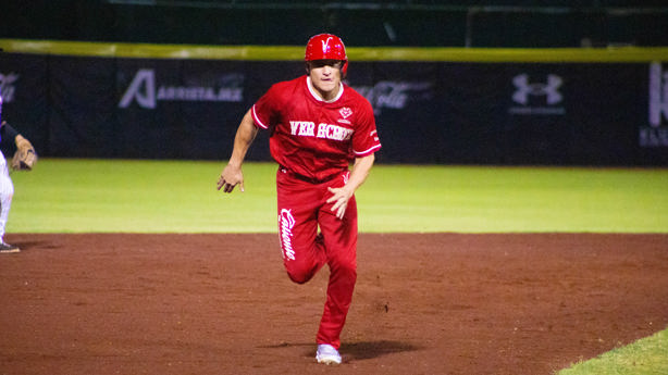 El Águila de Veracruz gana 5-4 a Piratas de Campeche
