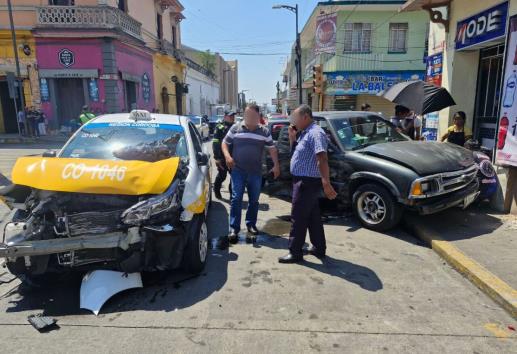 Ahora en Córdoba; reportan fuerte choque en el centro de la ciudad