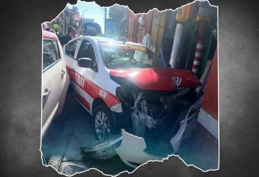 Casi termina con todo y taxi dentro de una tienda en Orizaba