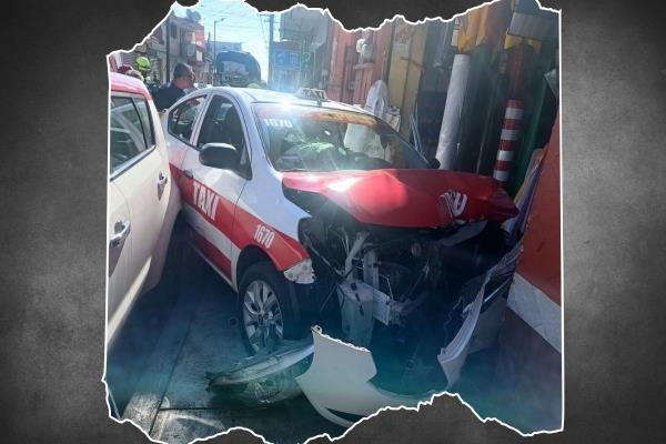 Casi termina con todo y taxi dentro de una tienda en Orizaba