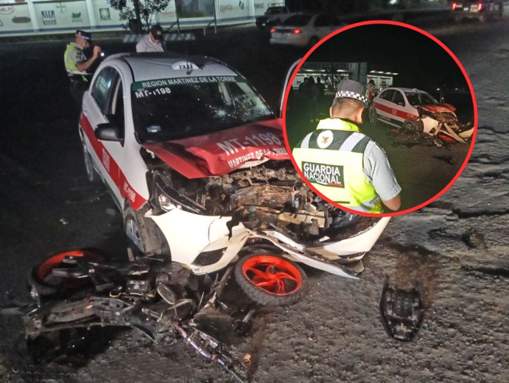 Motociclista es embestido por un taxi en Martínez de la Torre; resulta gravemente herido