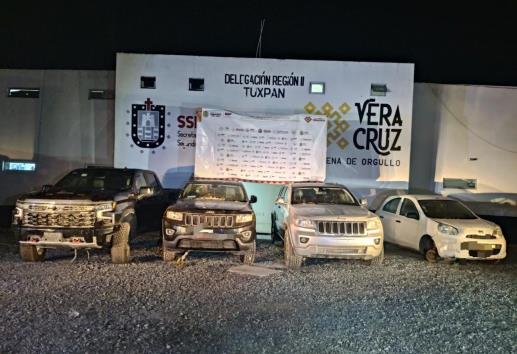Uno era blindado; en Cerro Azul, recuperan vehículos con reporte de robo