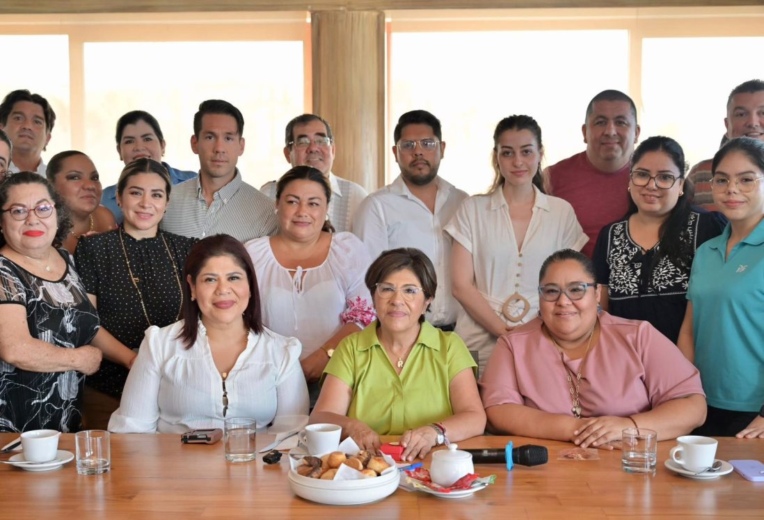 Rosa María Hernández Espejo propone regresar el Carnaval de Veracruz a su fecha original
