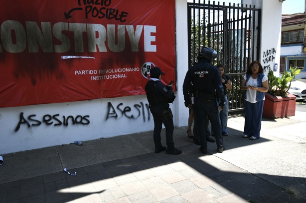 PRI acusa omisión ante desmanes de encapuchados en Xalapa