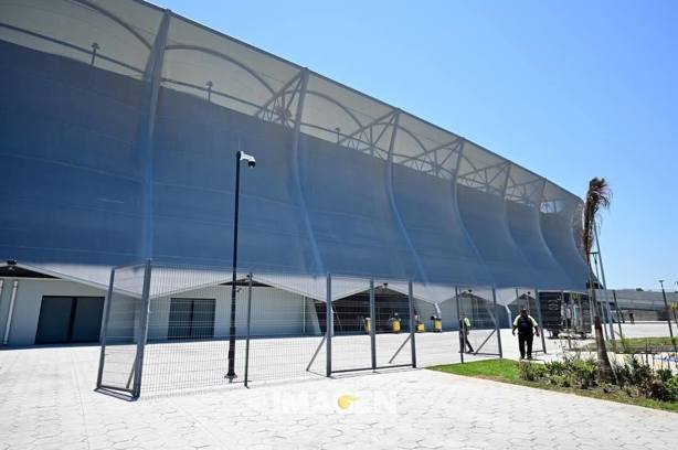 Así se ve por dentro el renovado Estadio Luis Pirata Fuente | VIDEO y FOTOS