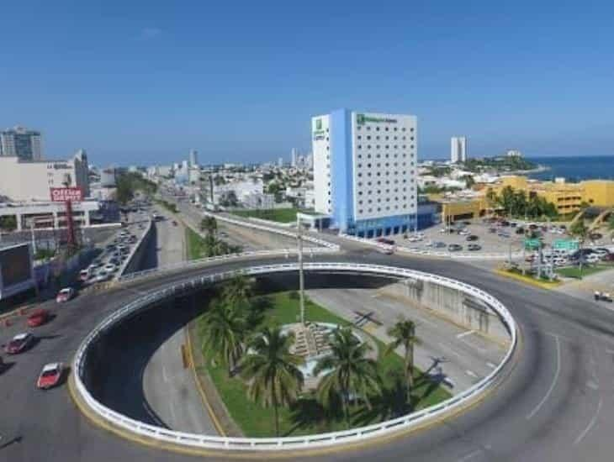 ¿Por qué retiraron la escultura de los Voladores de Papantla en Boca del Río? Esta es su violenta historia