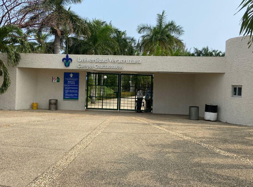 UV reduce horario de clases en Poza Rica y Coatzacoalcos por inseguridad