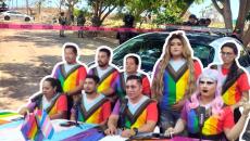 Comunidad LGBTQ+ confirma y condena hallazgo de mujer trans sin vida dentro de tambo en Coatzacoalcos | VIDEO