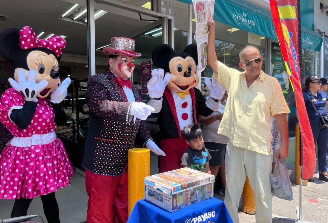 Órale Jarocho de Veracruz entrega regalos a los lectores con motivo de su 15 aniversario