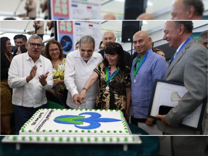 Reconoce UV a académicos y académicas por su trayectoria