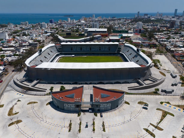 Hoy reinauguran el estadio Luis Pirata Fuente con evento de la Kings & Queens League 2025