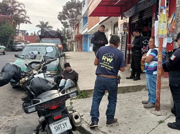 Amarran a violento adicto en Xalapa tras brutal ataque a su familia