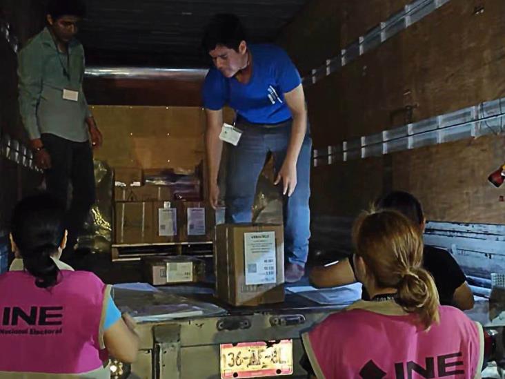 Llegan a Misantla boletas electorales bajo fuerte resguardo