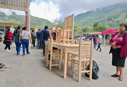 Migración y empleos temporales: Atlahuilco sobrevive entre la madera, la lana y el sueño americano