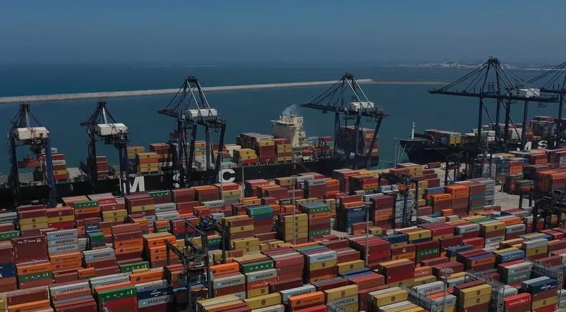 Hutchison Ports ICAVE invierte 226 mdp con nueva grúa de última generación