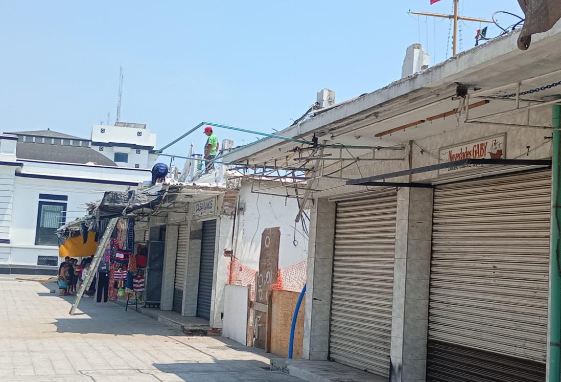 Locatarios esperan que 8 locales sean sumados al nuevo mercado de artesanías de Veracruz