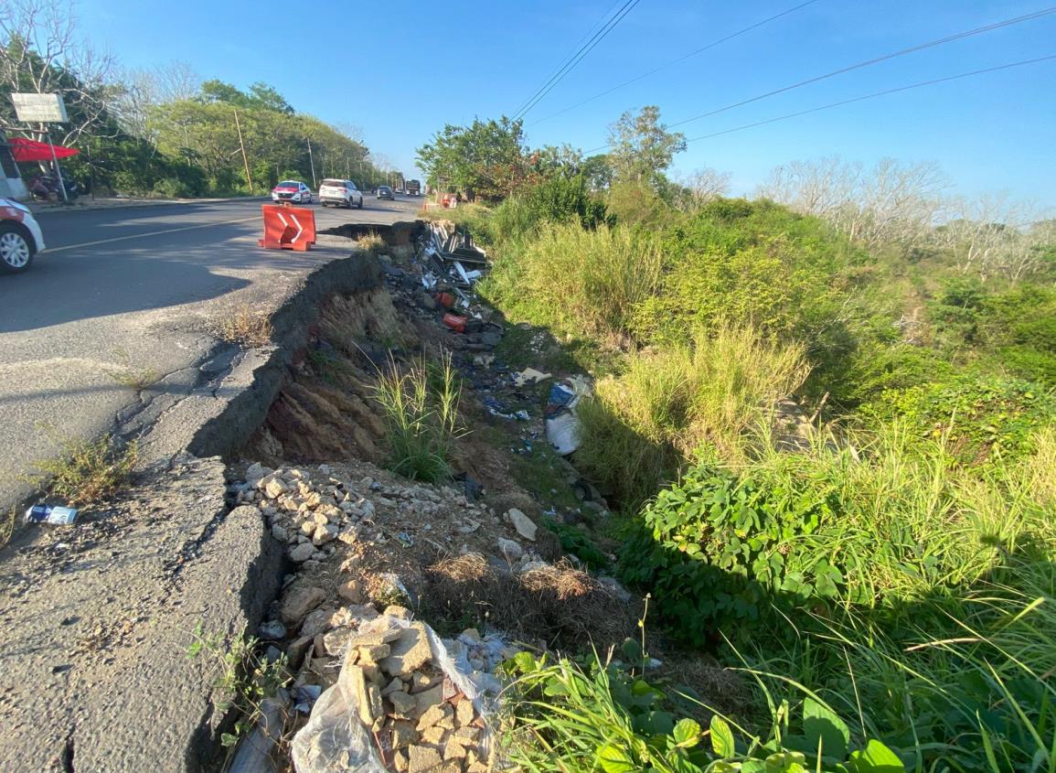 Derrumbe de la Transistmica, aumenta en Sayula de Alemán