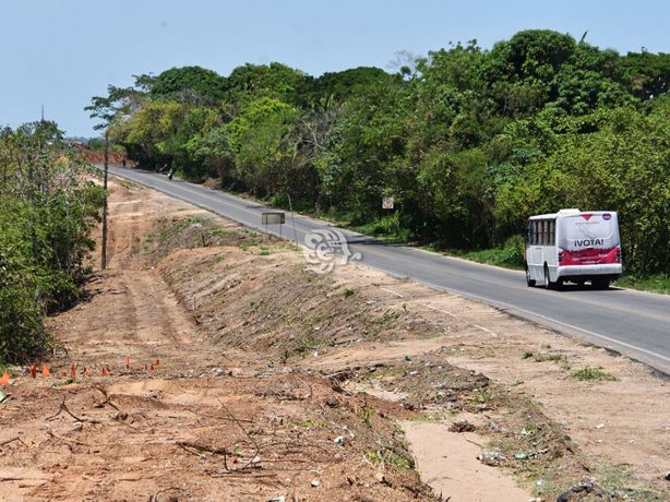 Avanza ampliación de la carretera Coatzacoalcos- Minatitlán; estas mejoras piden conductores para la ruta