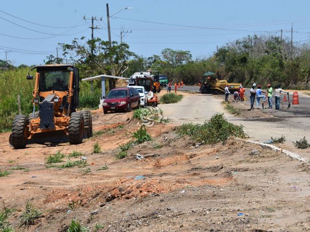 Avanza ampliación de la carretera Coatzacoalcos- Minatitlán; estas mejoras piden conductores para la ruta