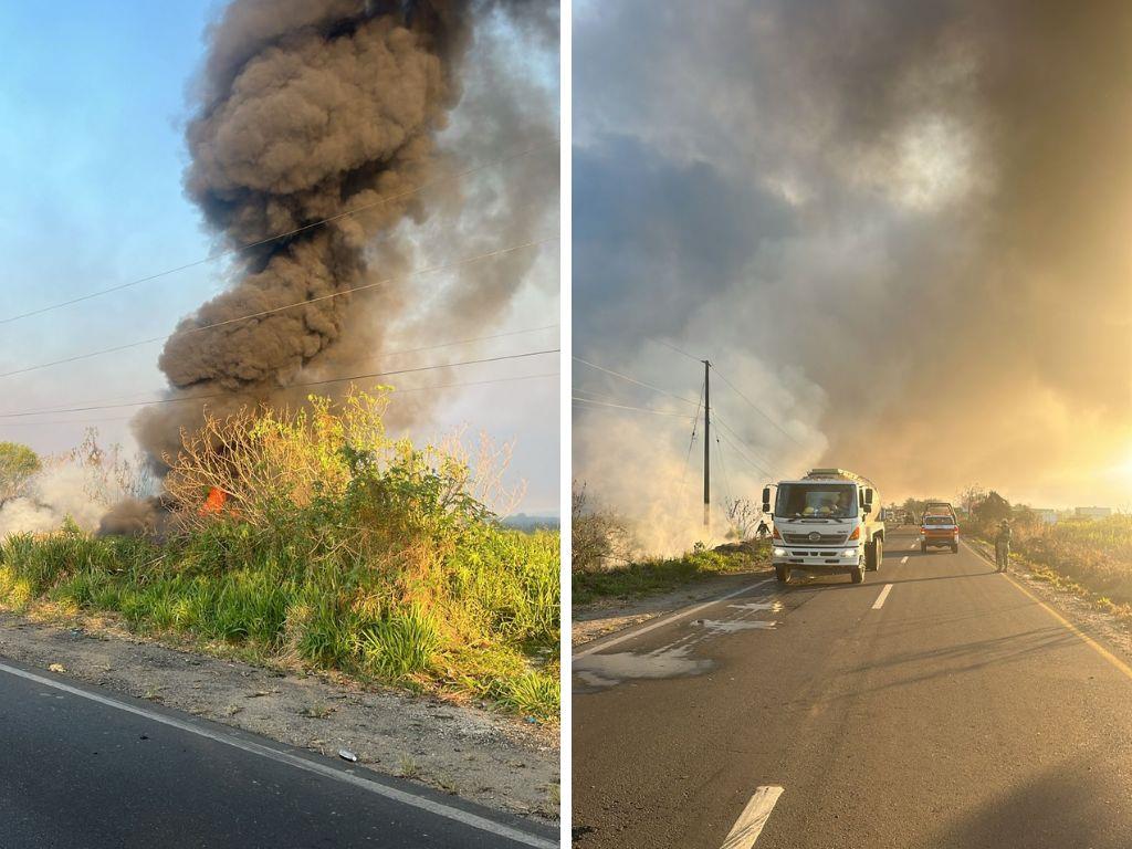 Intenso incendio cierra la vialidad en la carretera Coatzacoalcos-Minatitlán