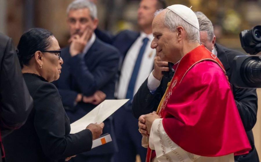 Papa León XIV recibe invitación para visitar México de parte de la Secretaria de Gobernación