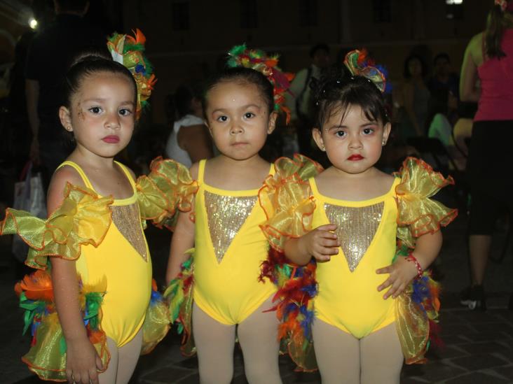 Grupos de bailarines veracruzanos celebra el Día de la Danza