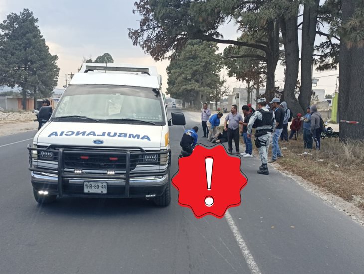 Dos hombres son arrollados al intentar cruzar la carretera, en Perote