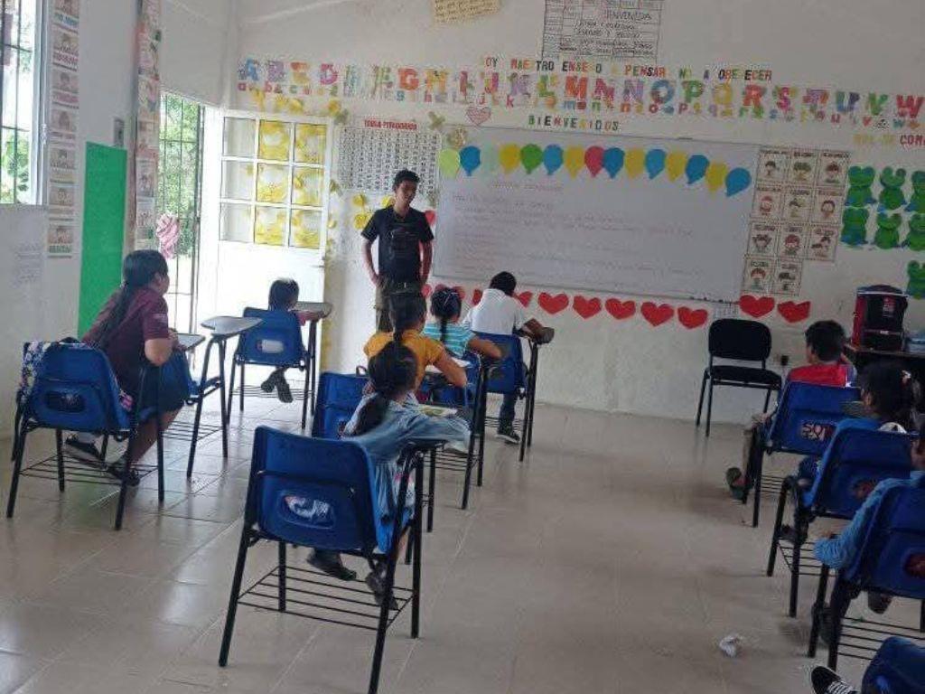 A pesar de altas temperaturas, no han modificado horarios de clases en Moloacán