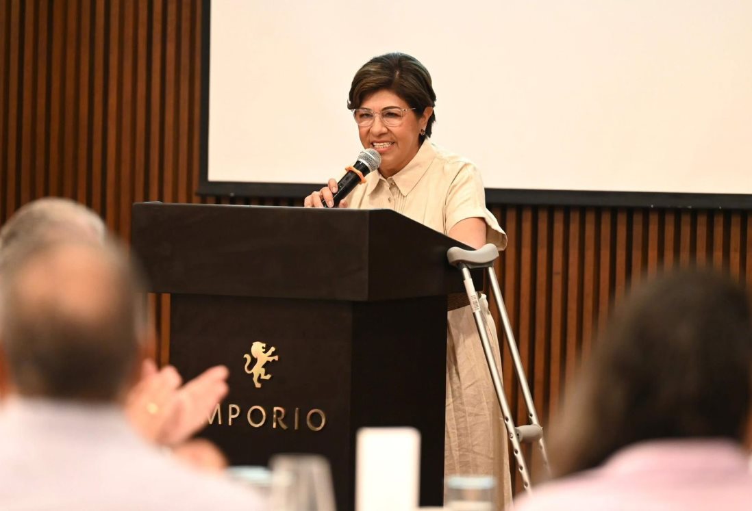 Coordinación total con el sector industrial para impulsar economía de Veracruz: Rosa María Hernández Espejo
