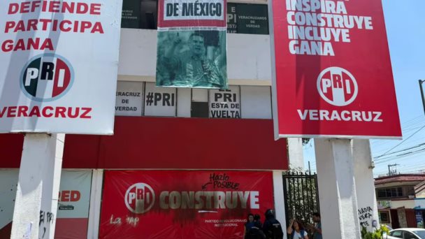 PRI Veracruz, entre el vandalismo y su propia debacle
