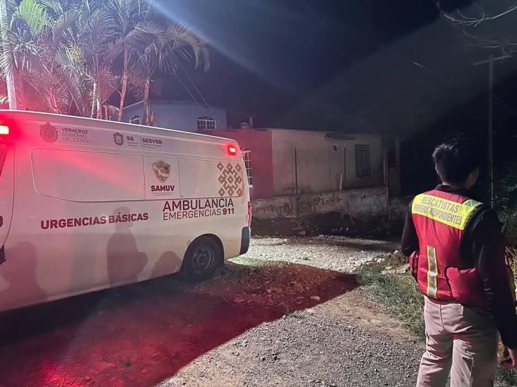 Auxilian a hombre con quemaduras en el rostro, en Fortín