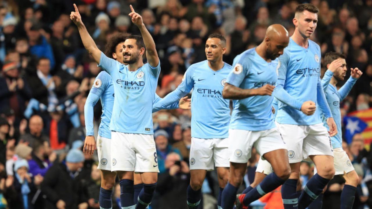 Triunfa Manchester City y se acerca a la Champions