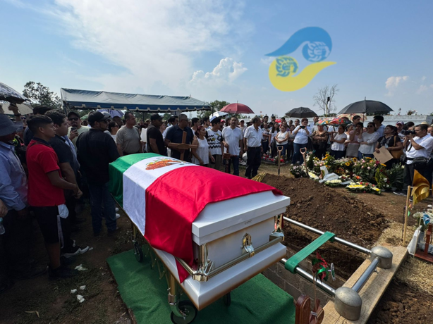 Justicia por América Yamilet; piden desde el sepelio en Bosques del Recuerdo, en Xalapa (+VIDEO)