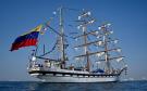 Atraca buque Simón Bolívar de Venezuela en el muelle de la T en Veracruz | VIDEO