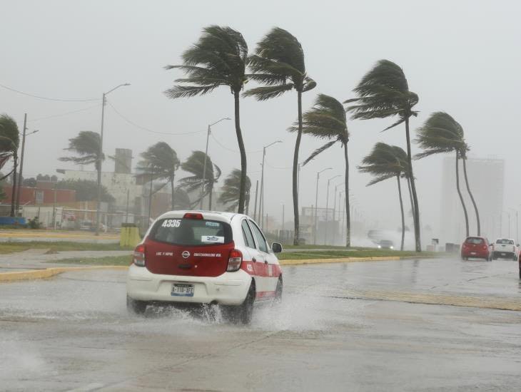 Viene onda tropical con lluvias y chubascos, así estará el clima en Coatzacoalcos