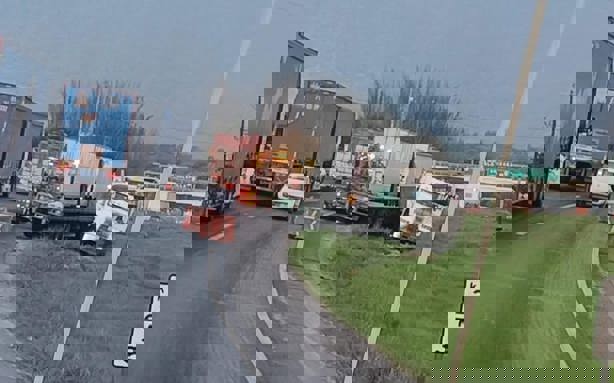 Se accidenta tráiler en la autopista 150D Orizaba- Puebla