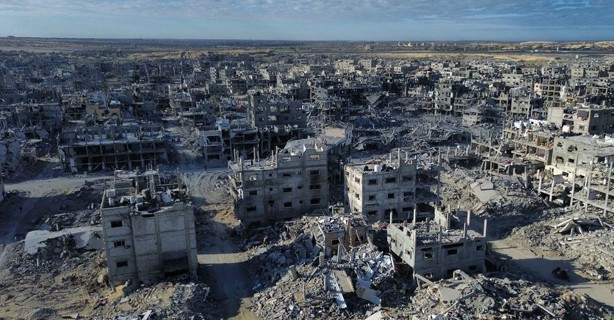 Papa León XIV llama pide a Israel dejar que ayuda humanitaria llegue a palestinos