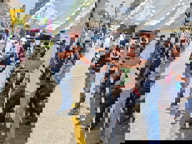 Por calor, implementa PC módulos móviles de hidratación en Poza Rica