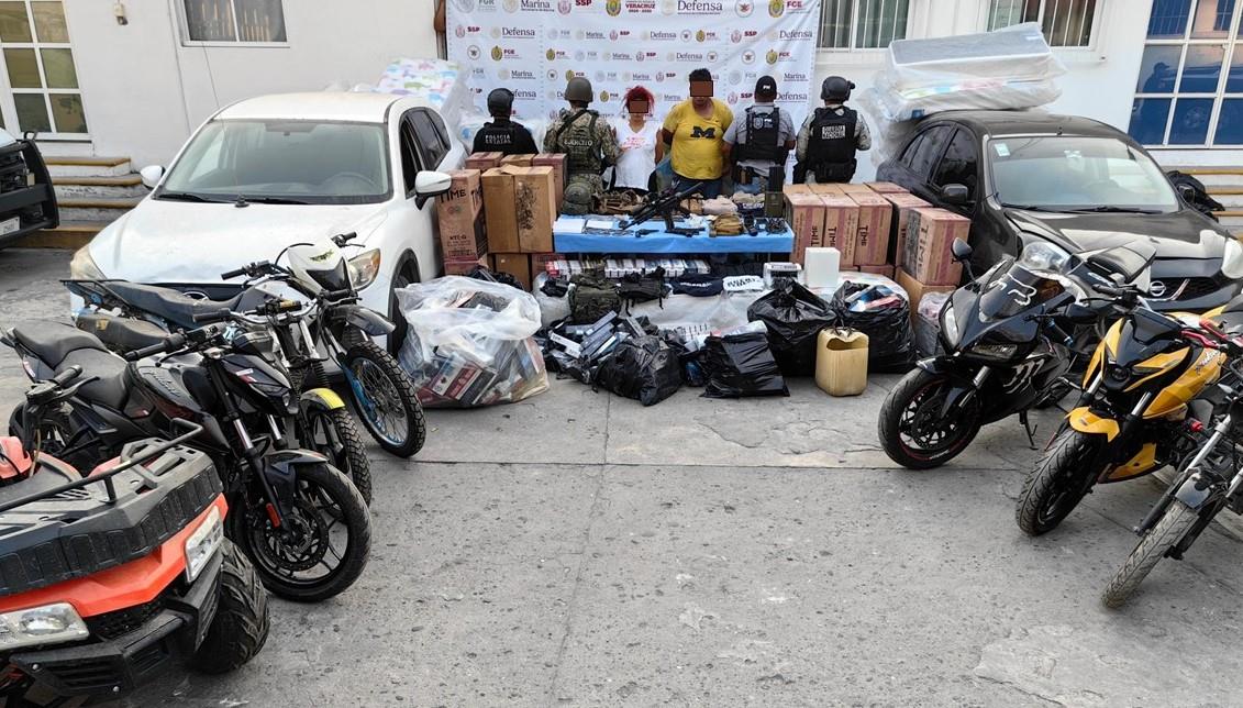 Detienen a dos personas durante cateos realizados en Joachín, Tierra Blanca