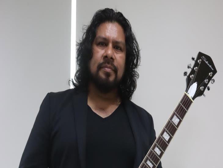 Conoce a Gonzalo Gonzalez, voz y guitarra de Trinidad | ENTREVISTA