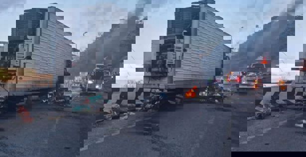 Cerrada, autopista Puebla-Orizaba por accidente en Cumbres de Maltrata
