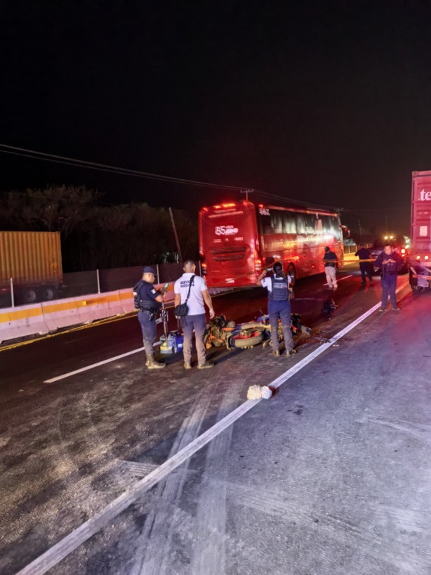 Muere otro motociclista al chocar contra tráiler en la carretera Xalapa-Veracruz