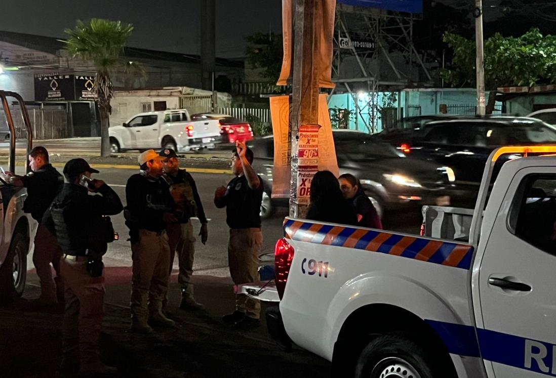 Salvan a mujer que tenía intenciones de aventarse del puente de la Boticaria