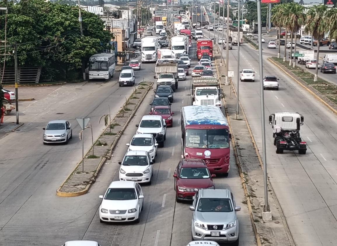 Caos vial este viernes tras percance en el puente Coatzacoalcos II