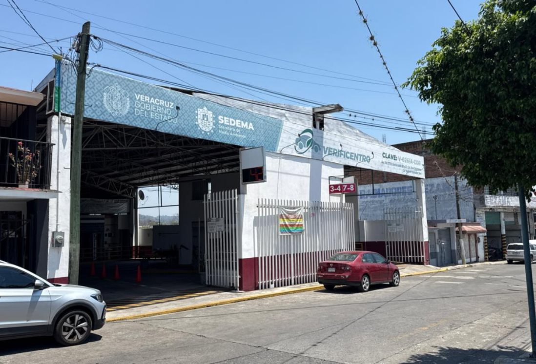 Verificentros en Veracruz reciben más de 80 vehículos al día tras llegada de hologramas