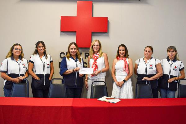 El Comité de Damas de CMIC Veracruz Puerto realiza importante donativo para la Cruz Roja Veracruz-Boca del Río